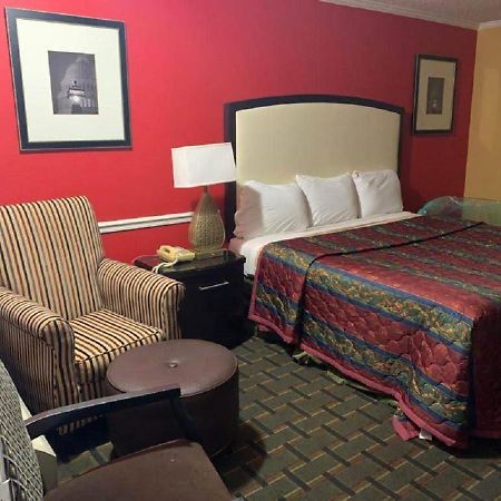 Stay Express Inn & Suites Demopolis Ngoại thất bức ảnh