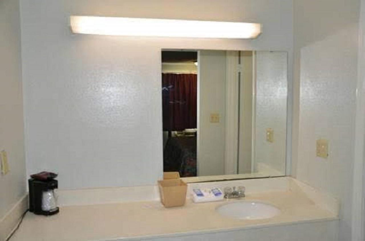 Stay Express Inn & Suites Demopolis Ngoại thất bức ảnh